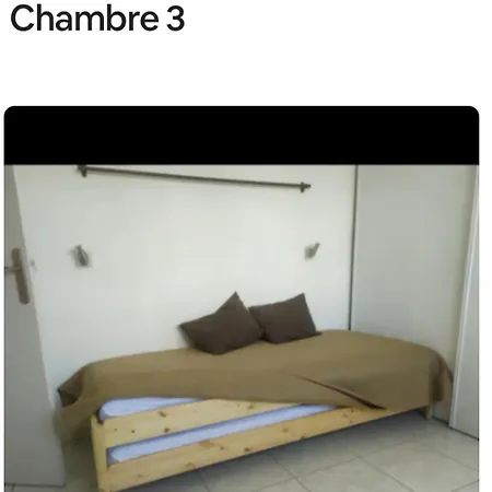 Avec Piscine 别墅 *